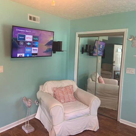 Cheerful Two Bedroom House 1.5 Miles From Beach. Myrtle Beach Kültér fotó