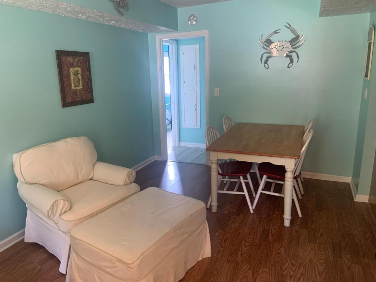 Cheerful Two Bedroom House 1.5 Miles From Beach. Myrtle Beach Kültér fotó